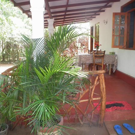 Sigiri Sansi Homestay Sigiriya Esterno foto